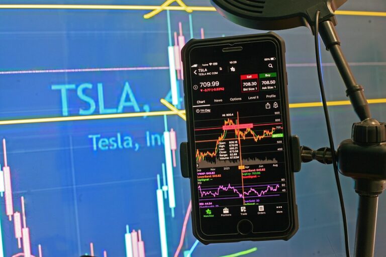 Market Shock: Experts Weigh In on Today’s Surging Tech Stock Rally